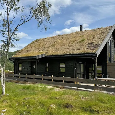 Lovely In With Kitchen * Vikeså