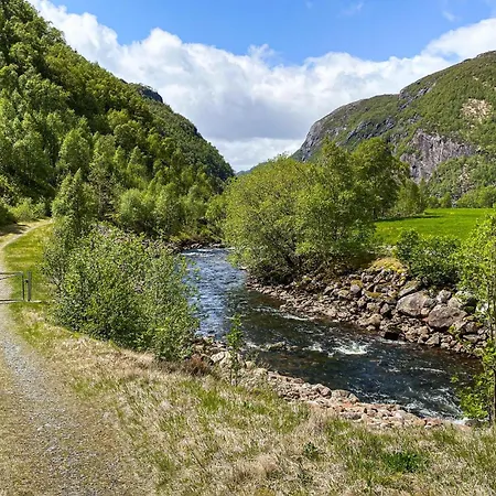 Lovely In With Kitchen *