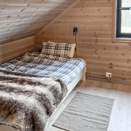 Lovely In With Kitchen Feriehus