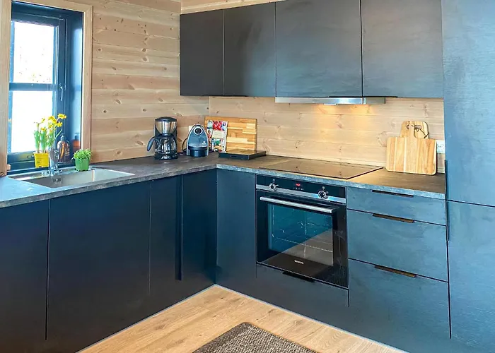 Lovely In With Kitchen *